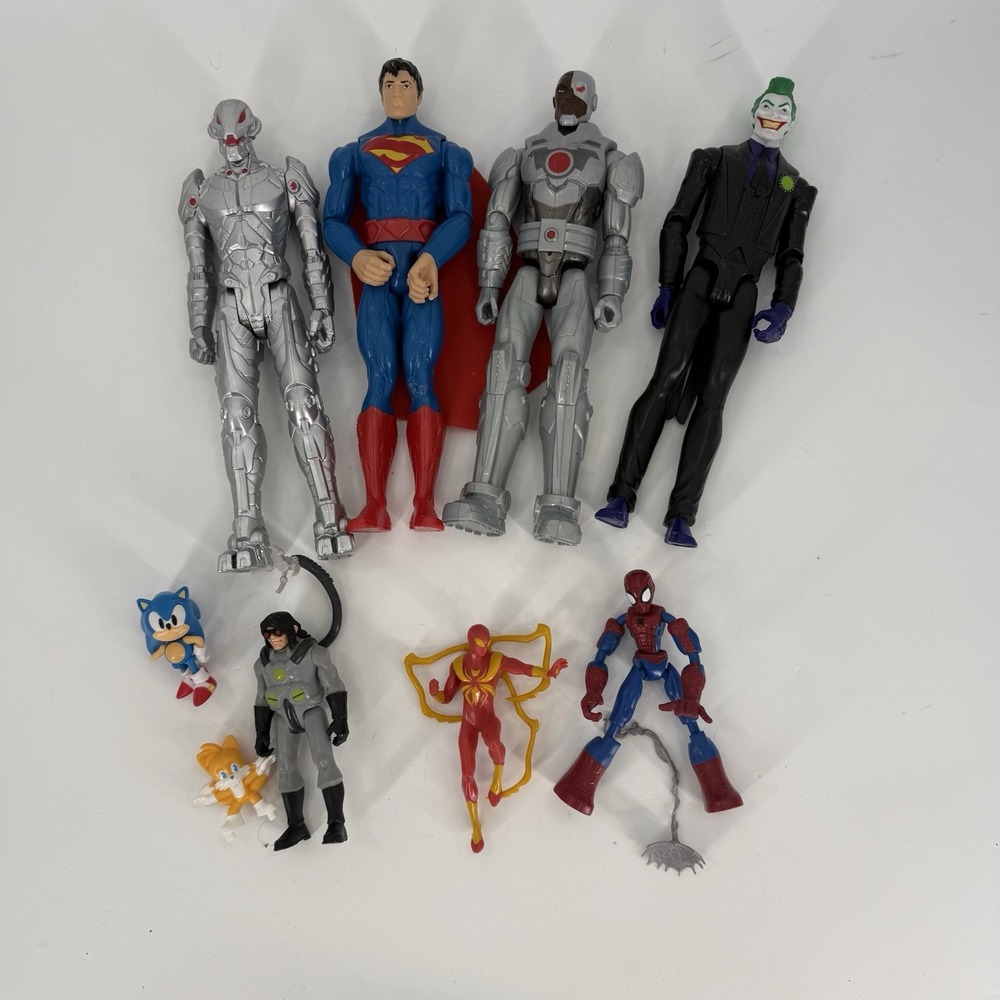 Superhero Action Figure Toy Mixed Junk Drawer Lot Miniature Super Hero Villain